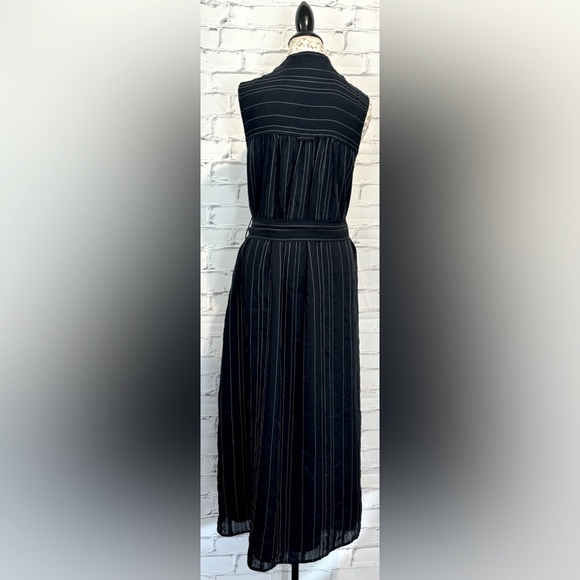 Vince Navy Blue and White Short Sleeve Drapey Stripe Shirred Dress - Size Medium - Picture 7 of 9